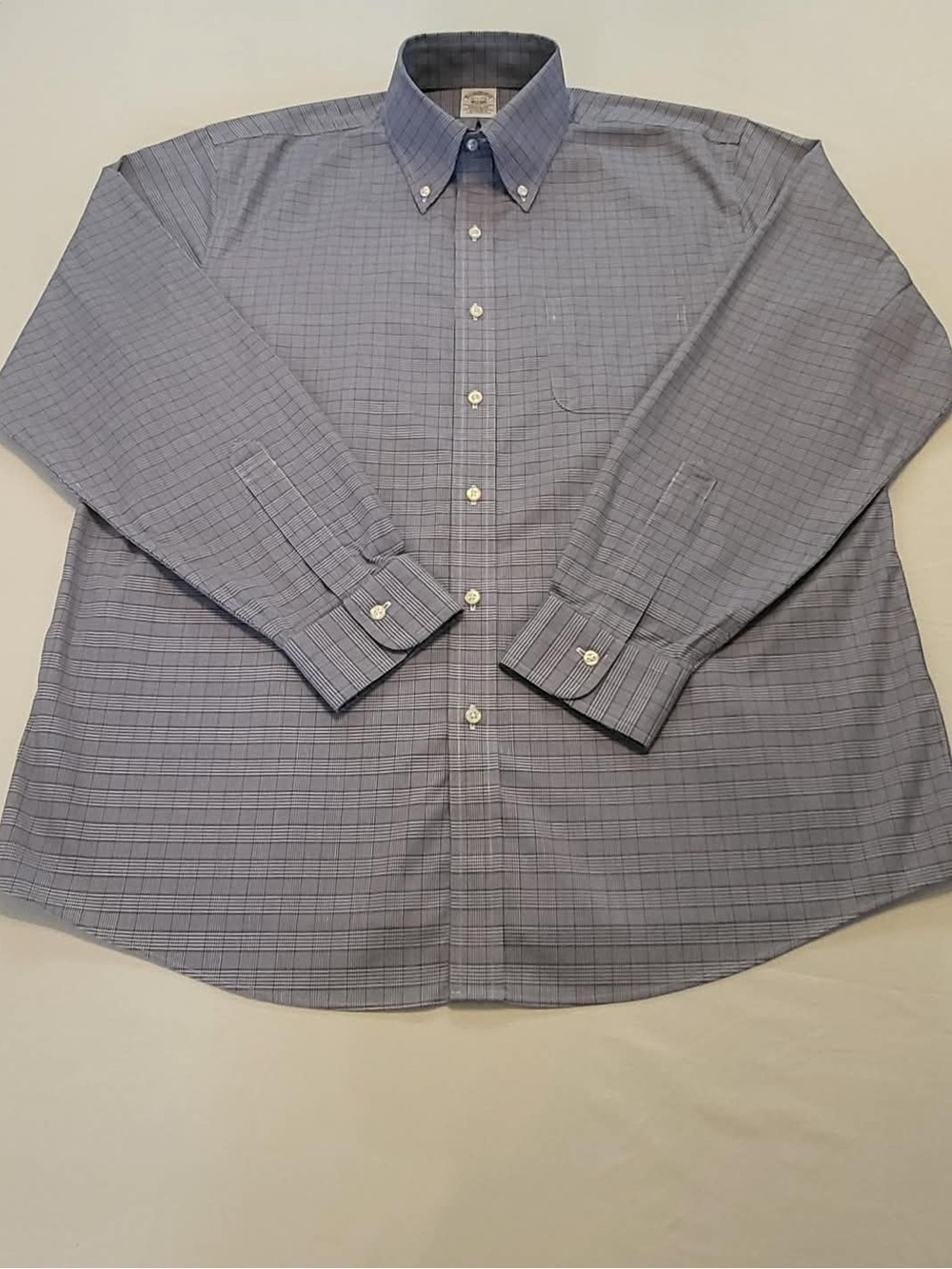 Classic Brooks Brothers Large Men's Light Blue Checked Button-Down Shirt